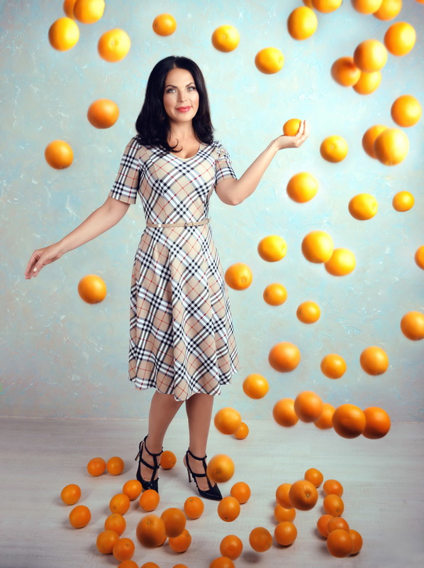 фото лада литовченко в апельсинах