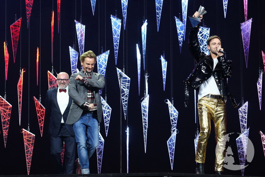 Макс Барских и Алан Бадоев на M1 Music Awards фото 